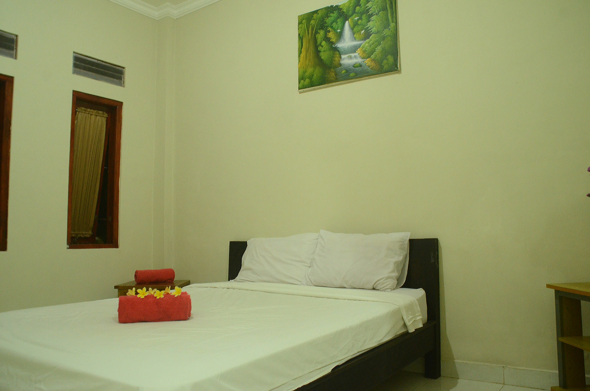 Budget Door Legian Inn Кута Экстерьер фото