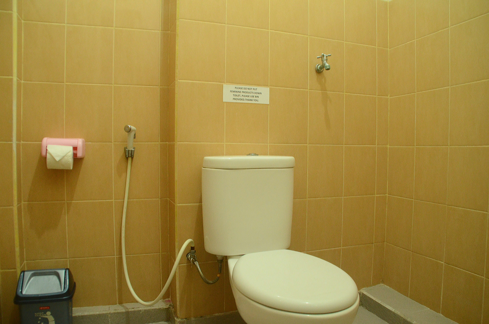 Budget Door Legian Inn Кута Экстерьер фото