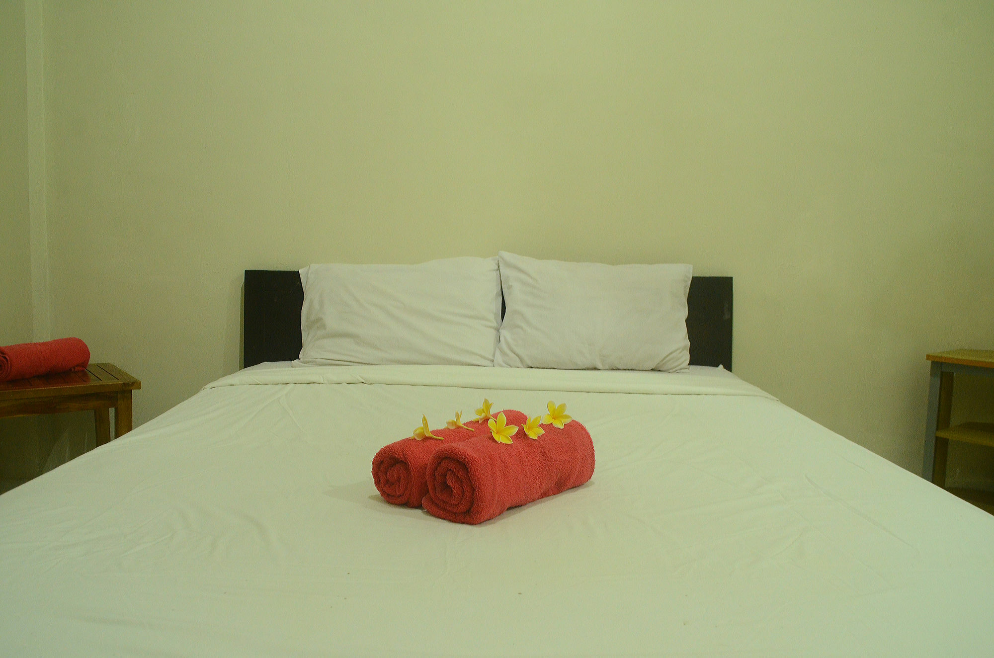 Budget Door Legian Inn Кута Экстерьер фото